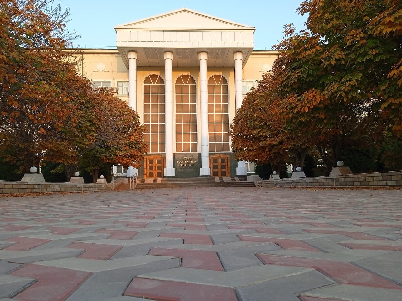 Жиззах политехника институти